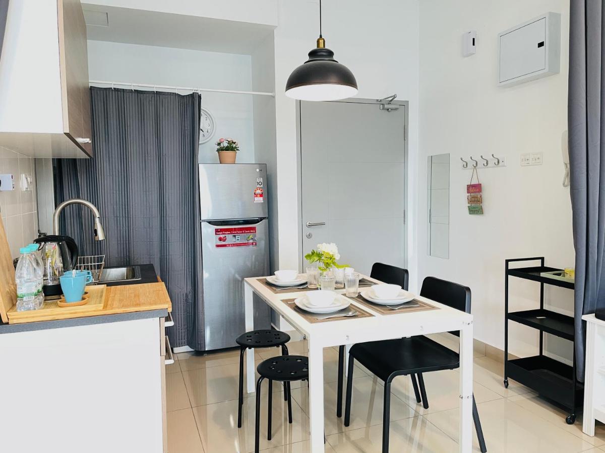 High Floor Studio Austin Regency Mount Austin W Balcony 3 Plus 1Pax 5 Mins Aeon Johor Bahru Bagian luar foto