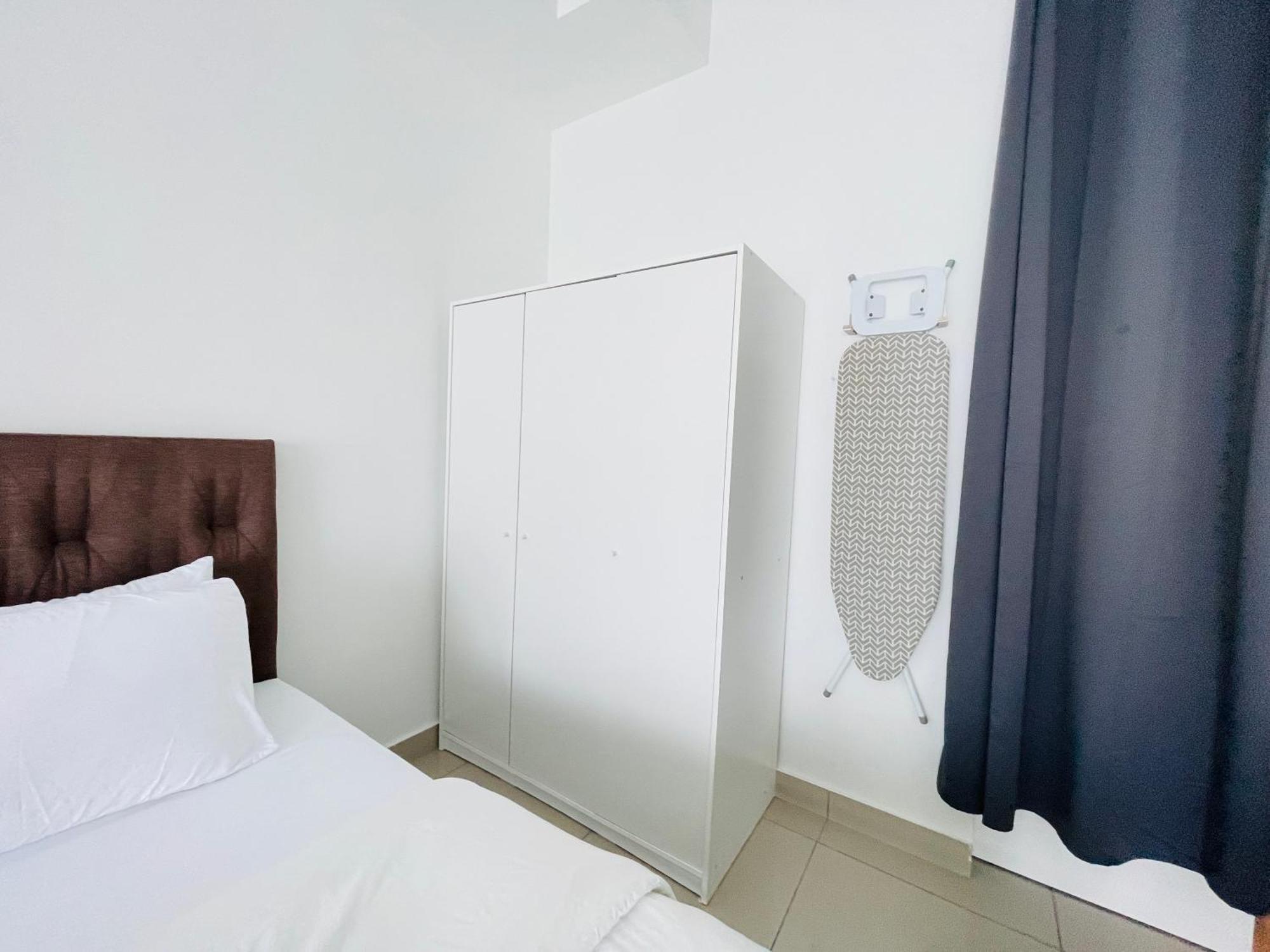 High Floor Studio Austin Regency Mount Austin W Balcony 3 Plus 1Pax 5 Mins Aeon Johor Bahru Bagian luar foto